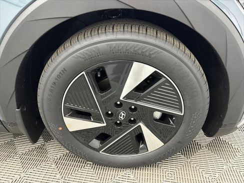 New 2026 Hyundai Ioniq 5 SEL image 13