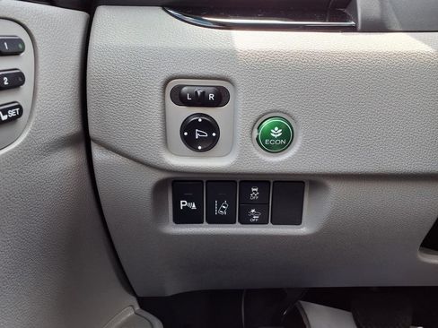 Used 2017 Honda Pilot Elite image 17