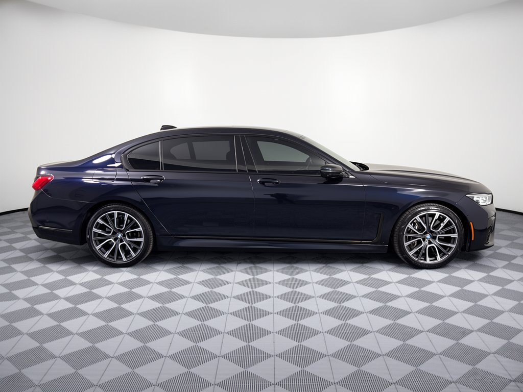 Used 2021 BMW 750i xDrive w/ Luxury Rear Seating Package AWD/4WD image 8