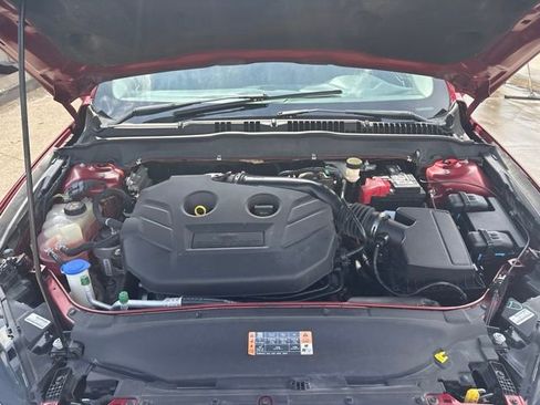 Used 2017 Ford Fusion Titanium FWD image 9