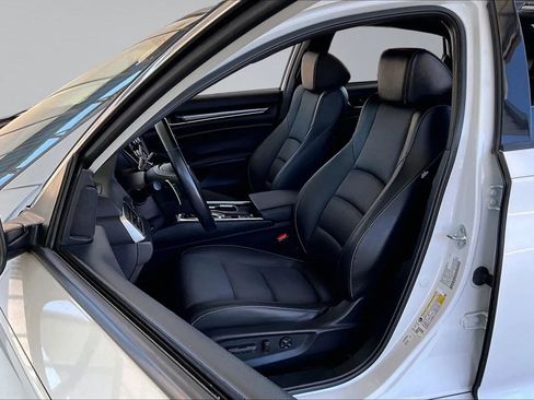 Used 2022 Honda Accord Sport image 18
