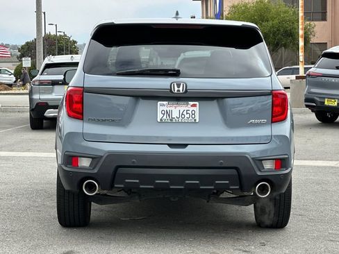Used 2024 Honda Passport EX-L image 4