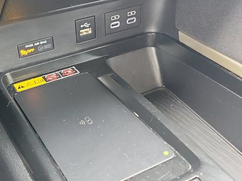 Used 2025 Toyota Camry LE FWD image 30