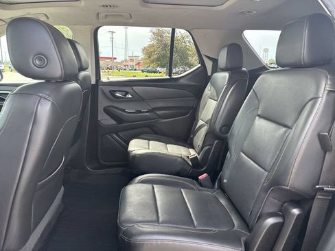 Used 2020 Chevrolet Traverse Premier w/ Redline Edition AWD/4WD image 18