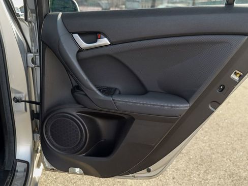 Used 2013 Acura TSX Sedan image 30