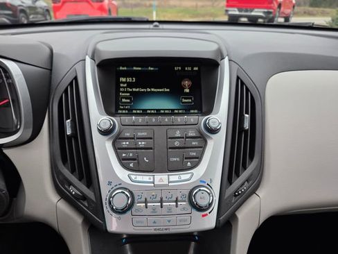 Used 2015 Chevrolet Equinox LT w/ Driver Convenience Package image 27