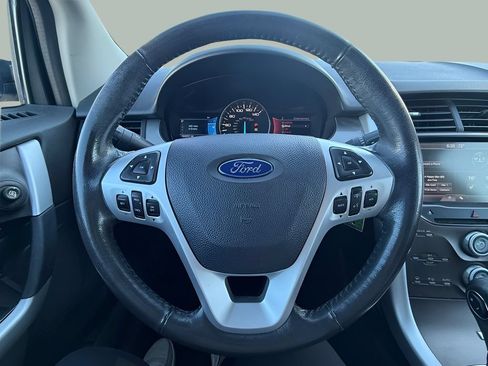 Used 2013 Ford Edge SEL FWD image 20