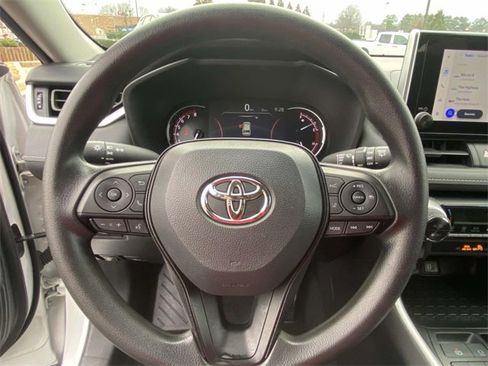 Used 2024 Toyota RAV4 XLE image 19