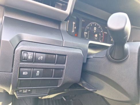 Used 2024 Toyota Tacoma SR image 16