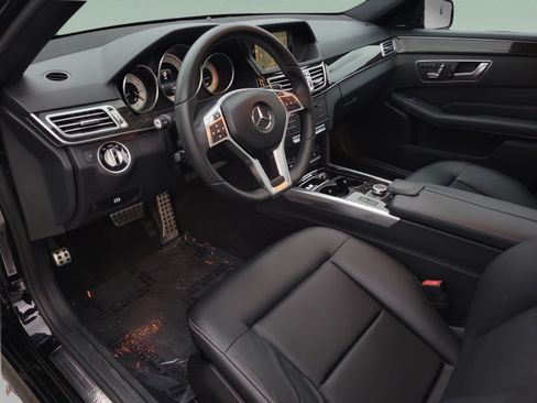 Used 2016 Mercedes-Benz E 250 Sedan image 19
