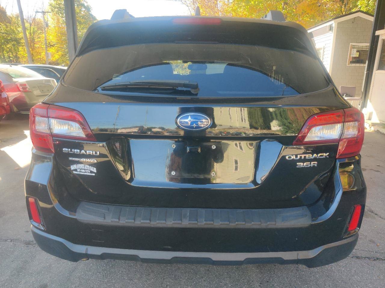 Used 2016 Subaru Outback 3.6R Limited AWD/4WD image 5