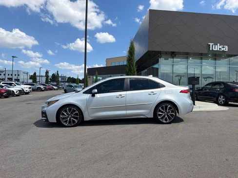 Used 2020 Toyota Corolla SE FWD image 6