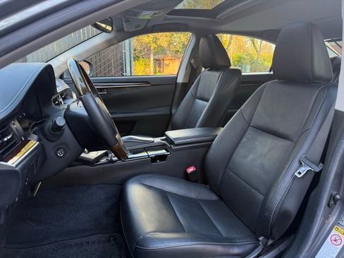 Used 2013 Lexus ES 350 w/ Luxury Pkg image 10