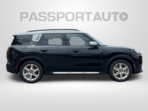 New 2025 MINI Cooper Countryman S image 3