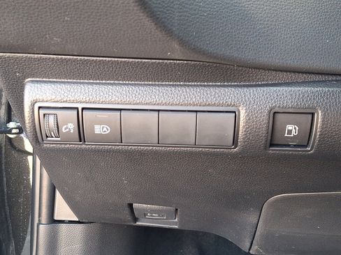 Certified 2022 Toyota Corolla LE image 23