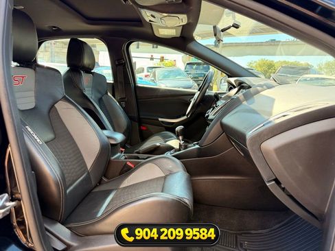 Used 2018 Ford Focus ST w/ Equipment Group 401A FWD image 35