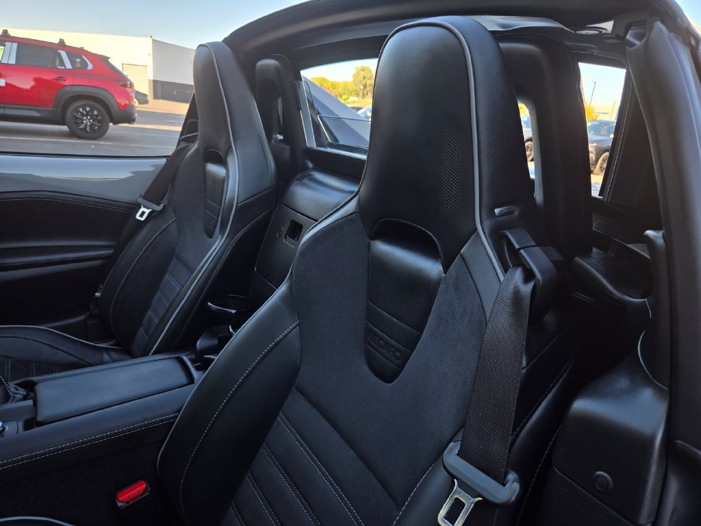 Certified 2025 MAZDA MX-5 Miata RF Club RWD image 16