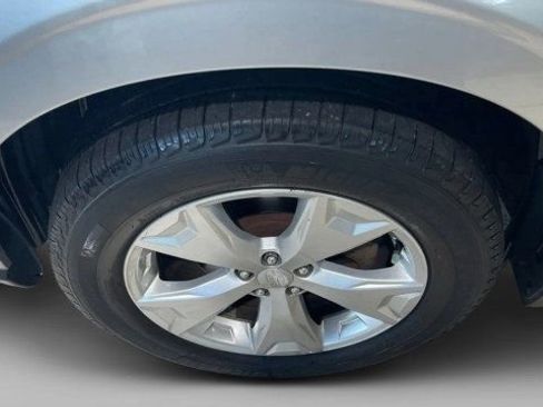 Used 2014 Subaru Forester 2.5i Limited w/ Popular Package #2 AWD/4WD image 8