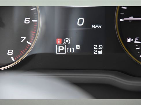 Certified 2025 Subaru Crosstrek 2.5i Sport w/ Crosstrek Mirror Package image 18