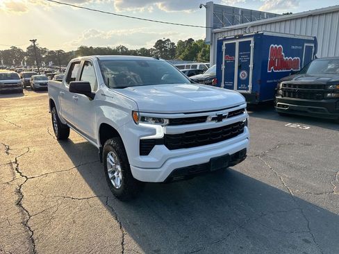 Used 2023 Chevrolet Silverado 1500 RST image 9