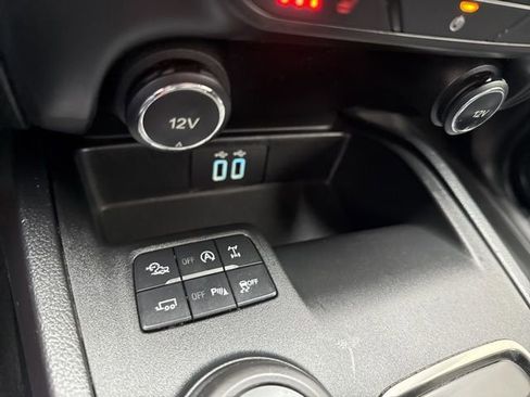 Used 2019 Ford Ranger Lariat w/ Equipment Group 501A Mid image 32