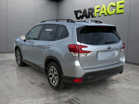 Used 2023 Subaru Forester Premium AWD/4WD image 8