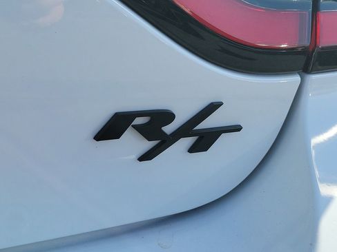 Used 2019 Dodge Charger R/T w/ Blacktop Package image 28