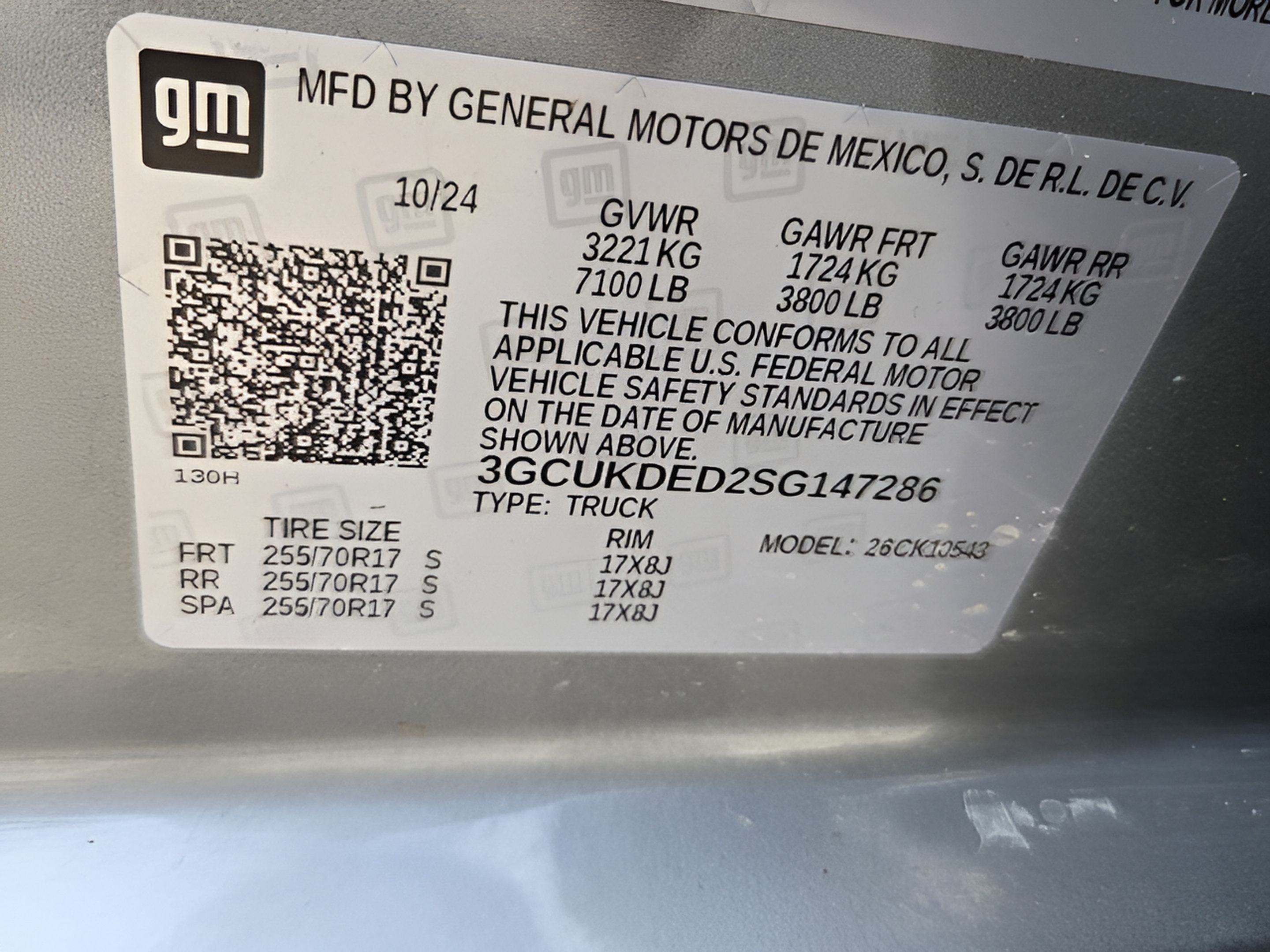 Used 2025 Chevrolet Silverado 1500 LT AWD/4WD image 16