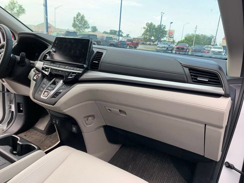 Used 2025 Honda Odyssey EX-L image 26