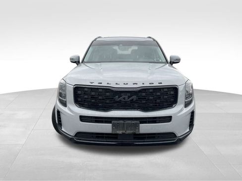 Used 2022 Kia Telluride EX w/ EX Premium Package image 2