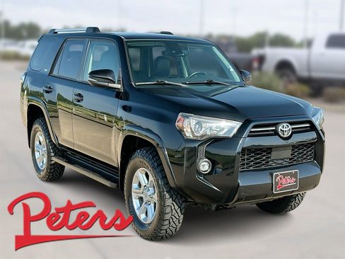 Used 2022 Toyota 4Runner SR5 Premium image 1