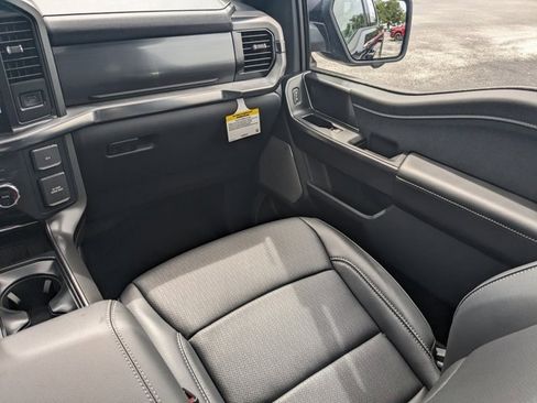 New 2025 Ford F150 Lariat w/ Equipment Group 501A Mid image 19