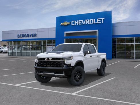 New 2026 Chevrolet Silverado 1500 ZR2 w/ Dark Appearance Package AWD/4WD image 32