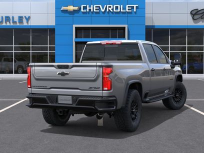 New 2026 Chevrolet Silverado 2500 ZR2 w/ LPO, Dark Essentials Package