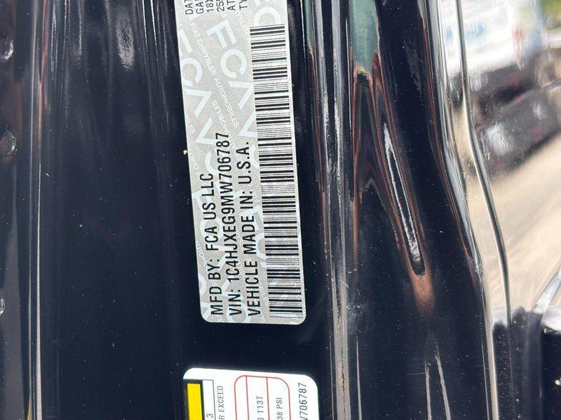 Used 2021 Jeep Wrangler Unlimited Sahara AWD/4WD image 25