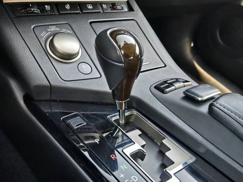 Used 2013 Lexus ES 350 w/ Luxury Pkg image 19