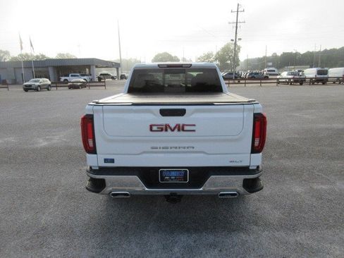 Used 2025 GMC Sierra 1500 SLT w/ SLT Premium Plus Package AWD/4WD image 6