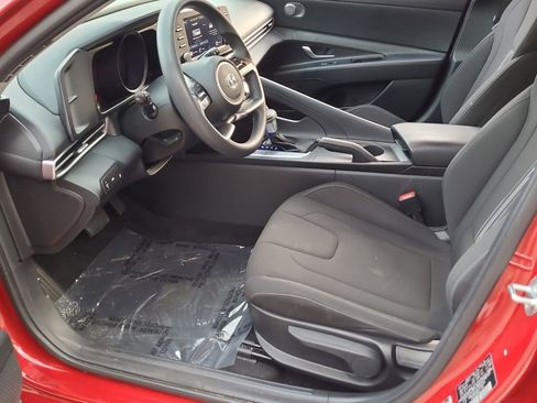 Used 2023 Hyundai Elantra SEL image 47