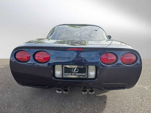 Used 1999 Chevrolet Corvette Coupe w/ Memory Pkg image 4