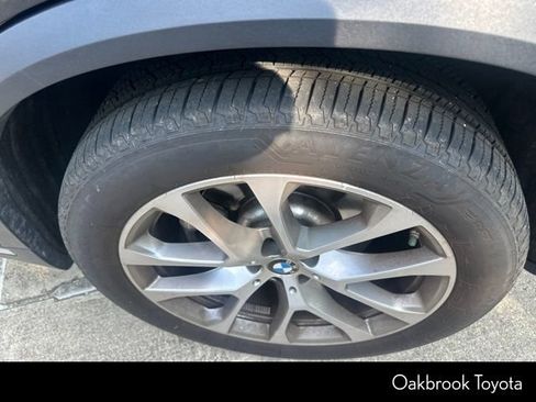 Used 2023 BMW X5 xDrive40i w/ Premium Package AWD/4WD image 12