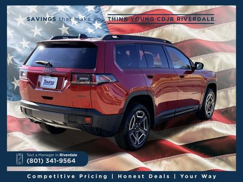 New 2026 Jeep Cherokee Laredo image 5
