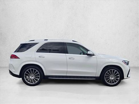 Used 2025 Mercedes-Benz GLE 350 4MATIC image 4