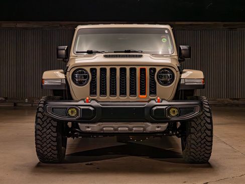 Used 2022 Jeep Gladiator Mojave w/ LED Lighting Group image 2