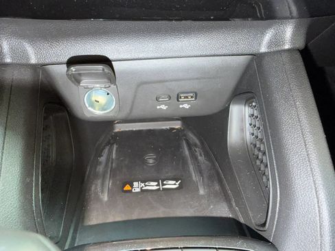 Used 2025 Chevrolet TrailBlazer RS w/ Convenience Package FWD image 20