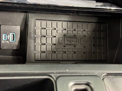 Used 2023 Ford F150 Lariat image 26