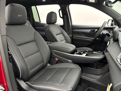 New 2026 Buick Enclave Sport Touring w/ Power Package FWD image 36