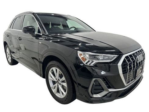 Used 2021 Audi Q3 2.0T Premium Plus w/ Premium Plus Package image 3