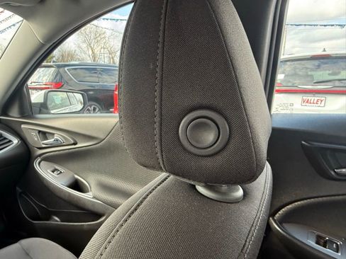 Used 2023 Chevrolet Malibu LT image 32