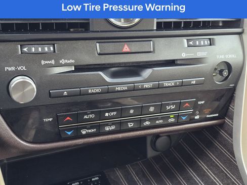 Used 2016 Lexus RX 450h FWD w/ Luxury Package image 24