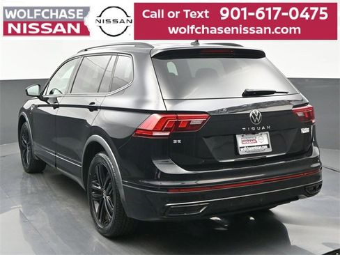 Used 2022 Volkswagen Tiguan SE R-Line image 4